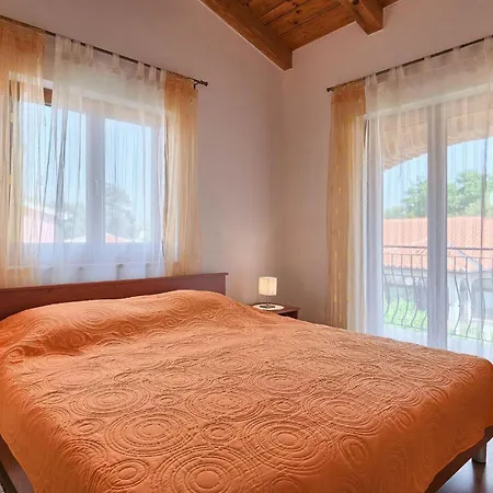 Jenny Prázdninový dům